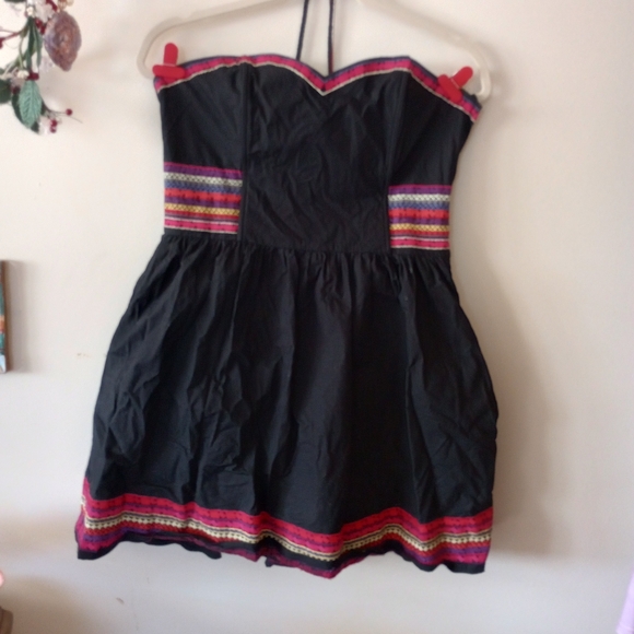 Embroidery mini dress - Picture 4 of 4